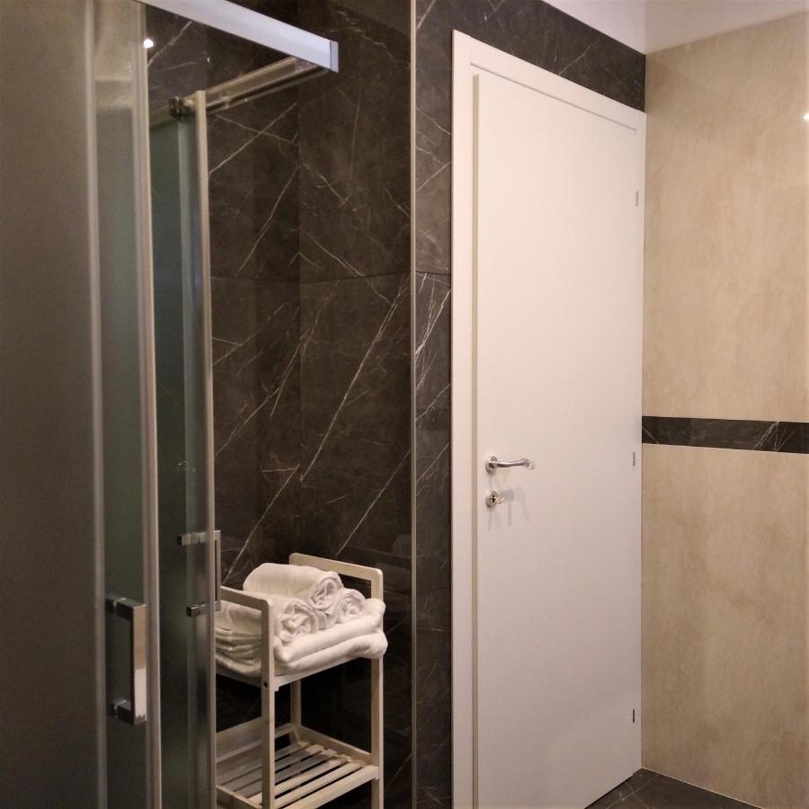 Astrid House Appartement Stresa Buitenkant foto